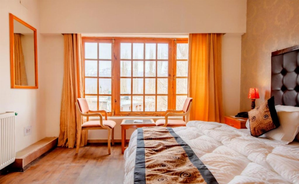 Room image 3